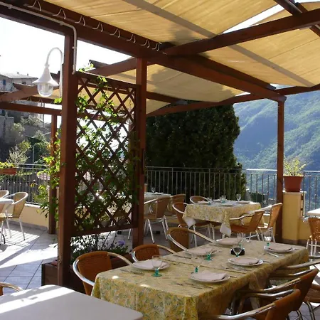 Cecchin 2* Balestrino